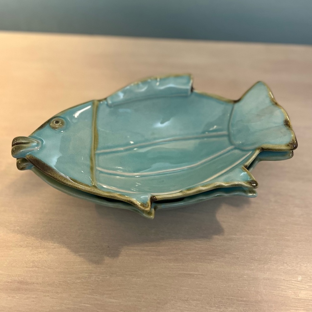Vintage Green Italian Pottery Fish Bowl(s)